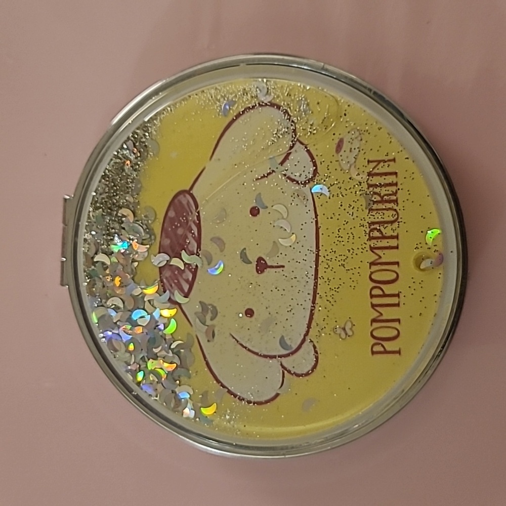 Pompompurin compact mirror